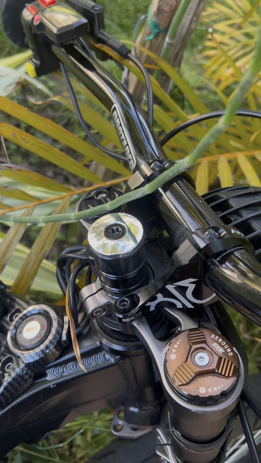 Polished Warp 9 Stem Lock